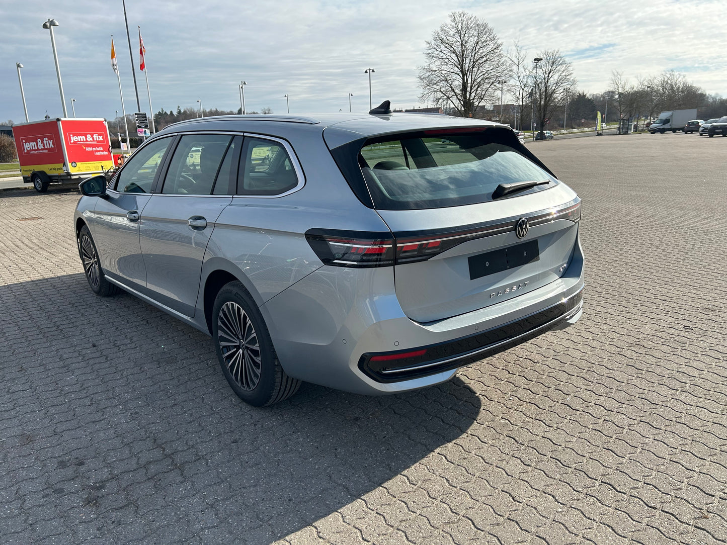 VW Passat Variant Elegance 1,5 eTSI 150 HK 110 kW DSG