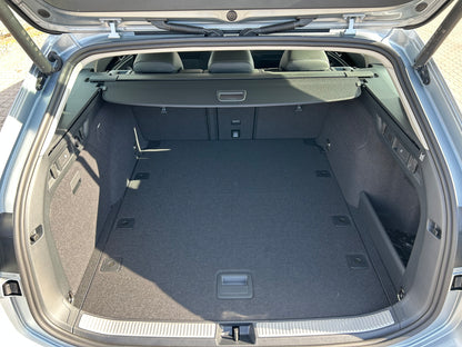 VW Passat Variant Elegance 1,5 eTSI 150 HK 110 kW DSG