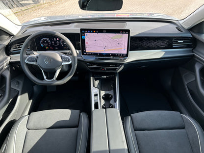VW Passat Variant Elegance 1,5 eTSI 150 HK 110 kW DSG