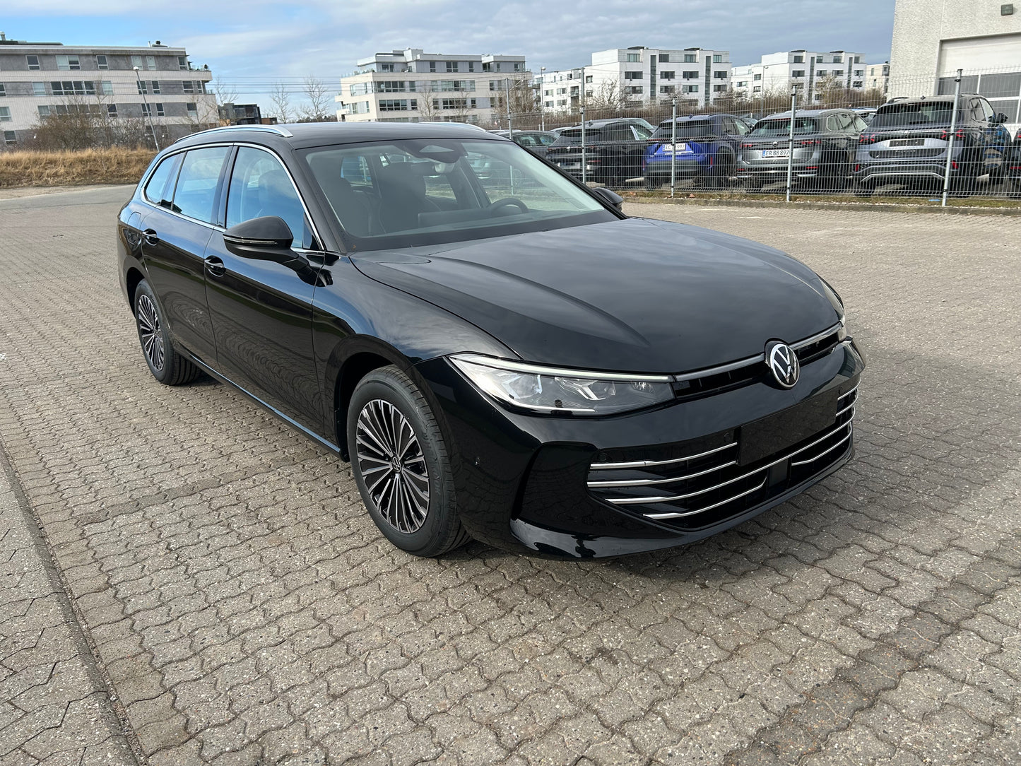VW Passat Variant Elegance 1,5 eTSI 150 HK 110 kW DSG