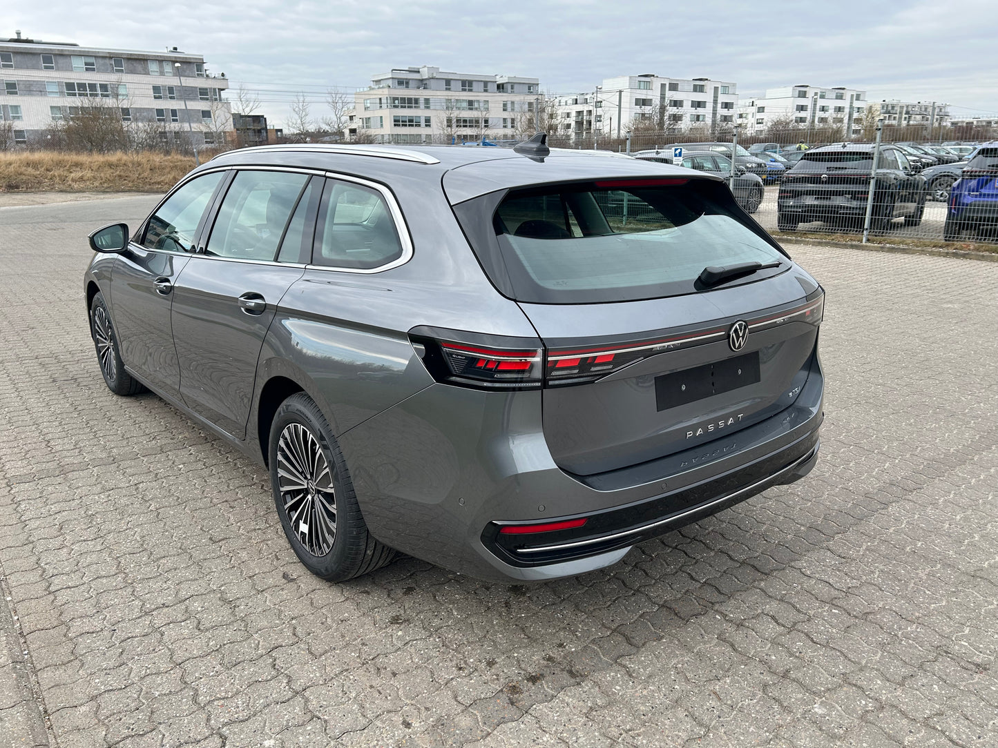 VW Passat Variant Elegance 1,5 eTSI 150 HK 110 kW DSG