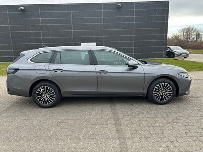 VW Passat Variant Elegance 1,5 eTSI 150 HK 110 kW DSG