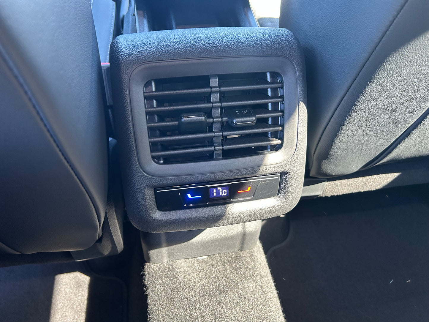 T-Roc R-Line 1,5eTSI 150HK DSG - Pure White