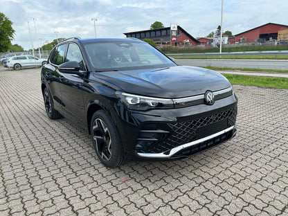 Tiguan R-Line 1,5 eTSI 150 HK 110 kW DSG - Grenadilla Black Metallic