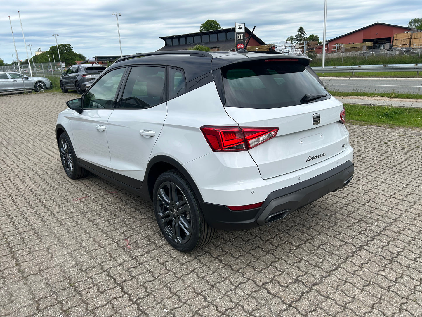 SEAT Arona FR 1,0 TSI 115HK DSG7 85kW