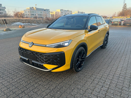 T-Roc R-Line 1,5eTSI 150HK DSG - Canary Yellow + sort tag