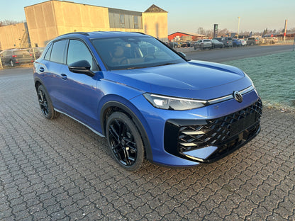 T-Roc R-Line 1,5eTSI 150HK DSG - Celestial Blue Metallic