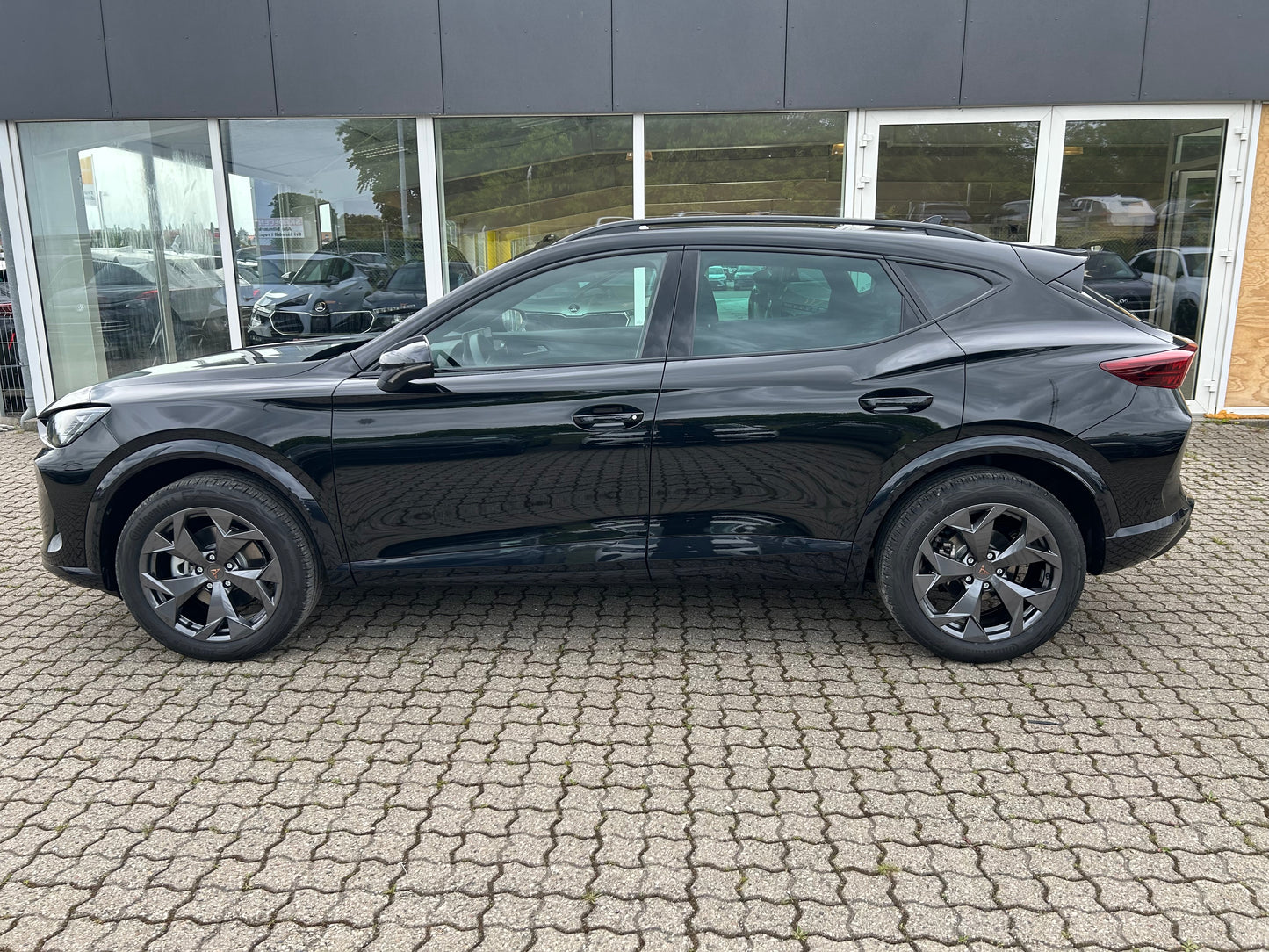 CUPRA Formentor 1,5 eTSI 150HK DSG7 - Midnight Black
