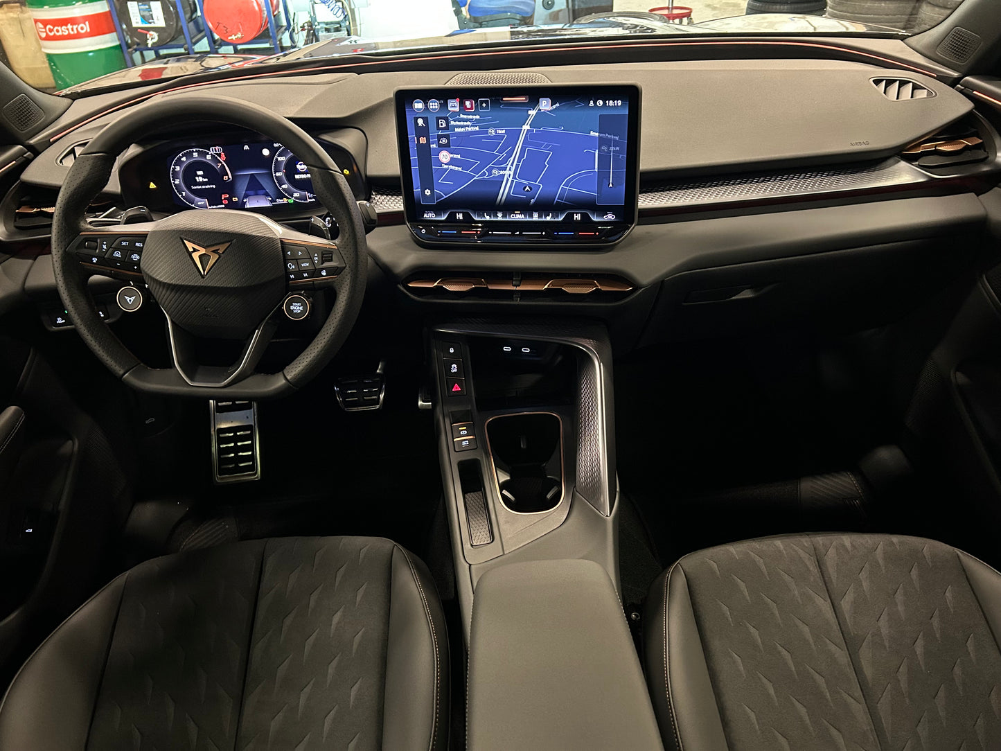 CUPRA Terramar VZ 2,0 TSI 265HK 4x4 DSG7 - Timanfaya Grey